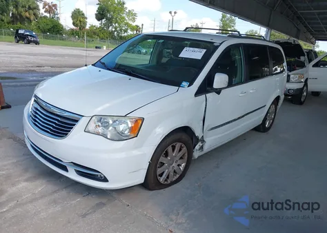 2015 Chrysler Town & Country Touring from USA, damaged, VIN 2C4RC1BG7FR552219